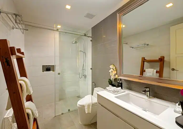 WLuxury-BedRoomPage-BedRoom2-4