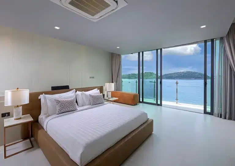 WLuxury-BedRoomPage-BedRoom3-4